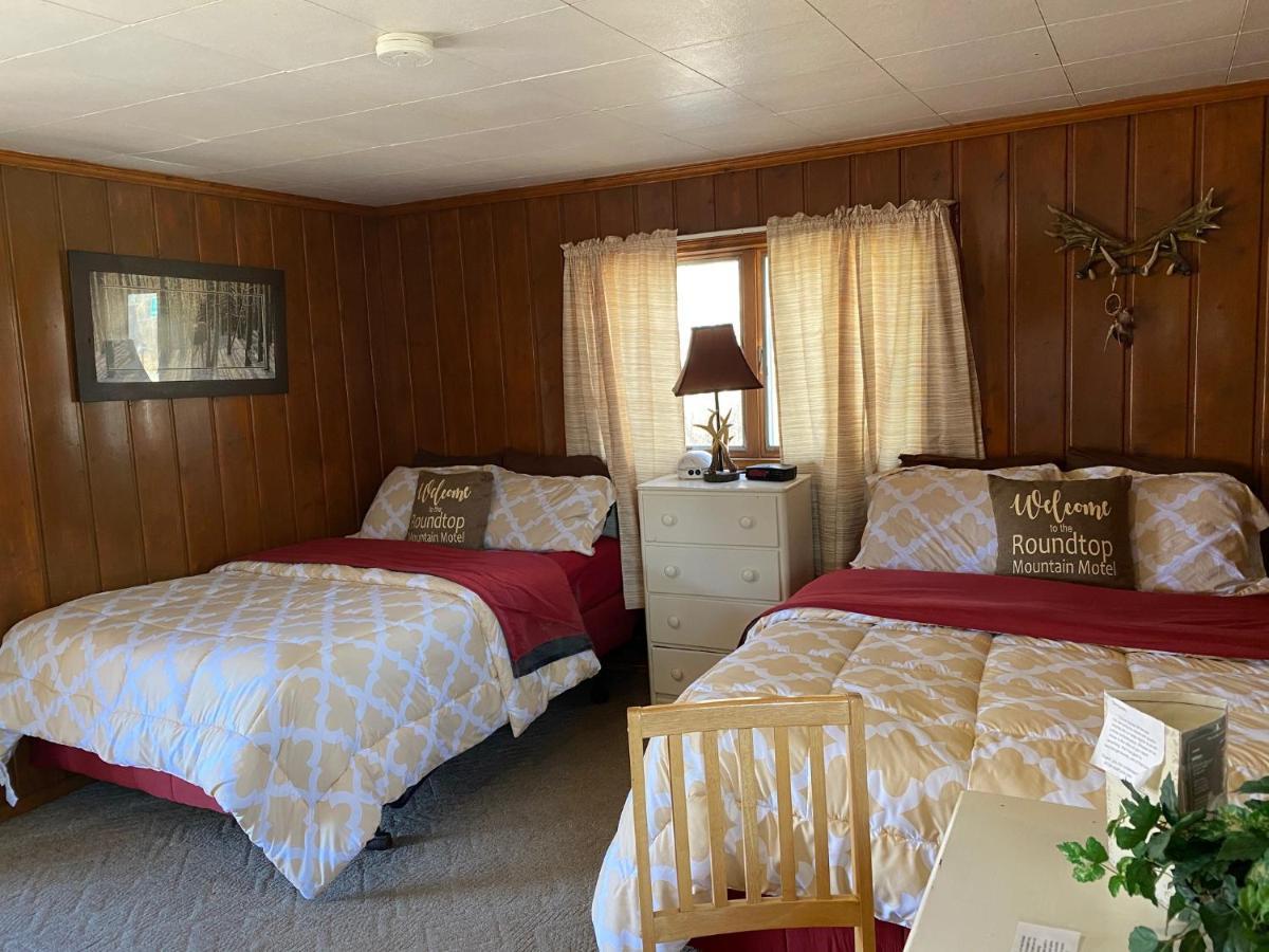 Roundtop Mountain Vista - Cabins And Motel Thermopolis Exterior photo