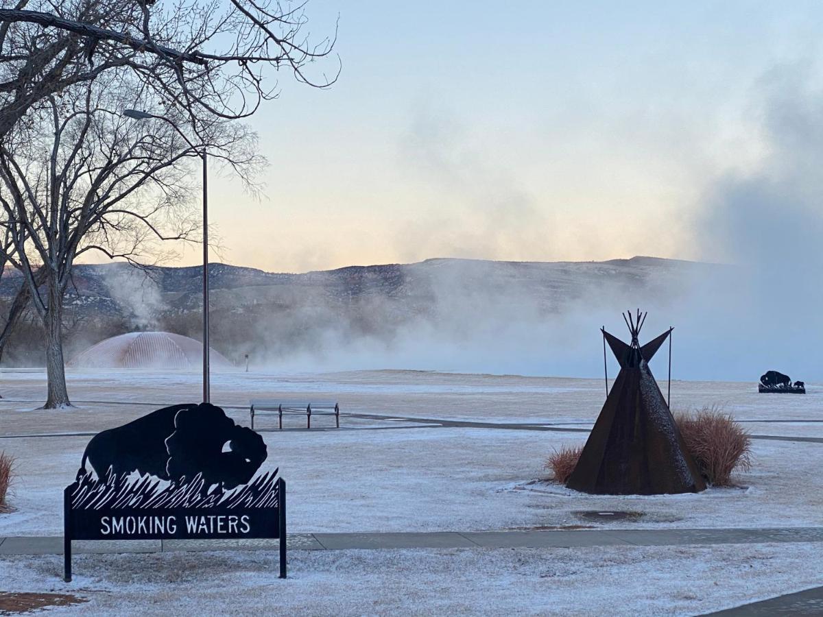 Roundtop Mountain Vista - Cabins And Motel Thermopolis Exterior photo